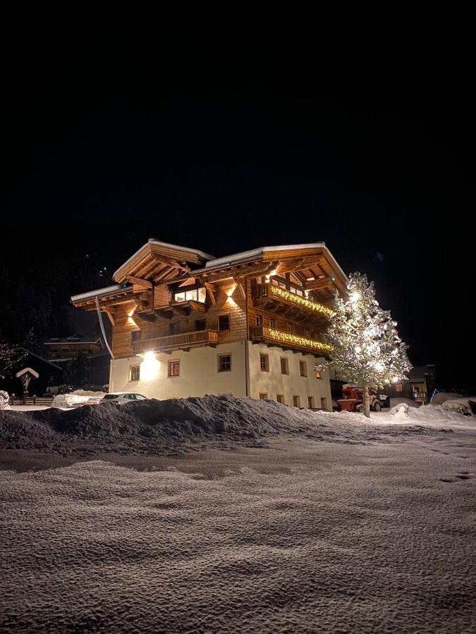 Apartamento Haus Arnika Sankt Jakob in Defereggen Exterior foto